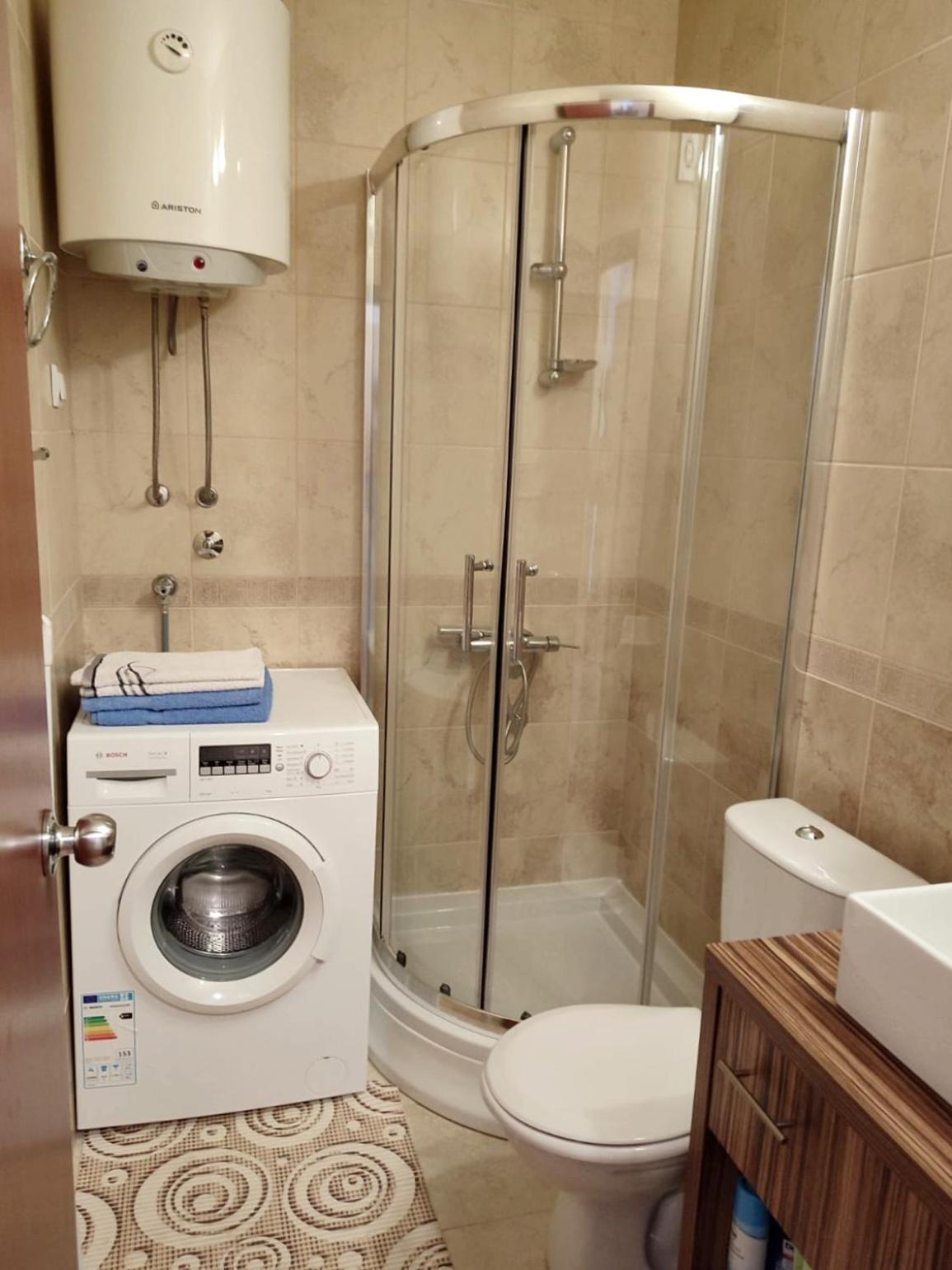 Apartman Lux Sneznik Vrnjačka Banja Екстериор снимка